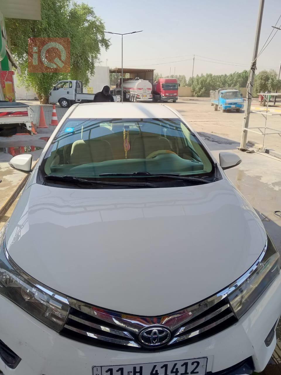 تۆیۆتا کۆرۆلا